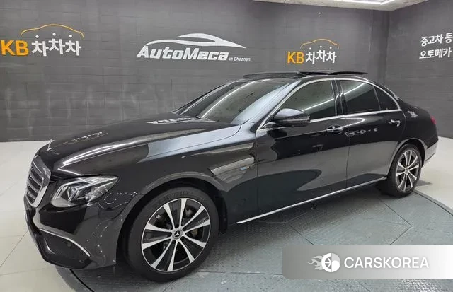 Mercedes-Benz E-Class W213 2019 Черный из Кореи