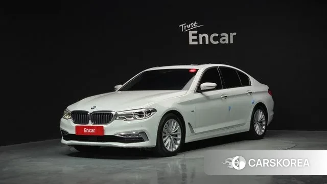 BMW 5 Series (G30) 2018 Белый из Кореи