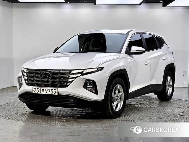 Hyundai Tucson (NX4) 2022 Жемчужный цвет из Кореи