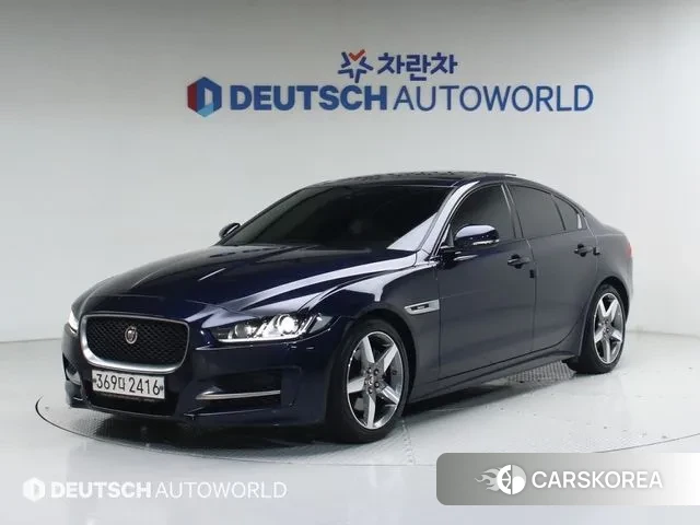 Jaguar XE 2019 Синий из Кореи