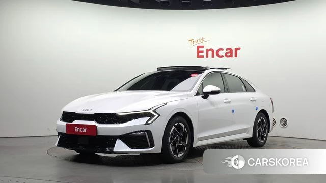 Kia The New K5 3rd generation 2024 Белый из Кореи