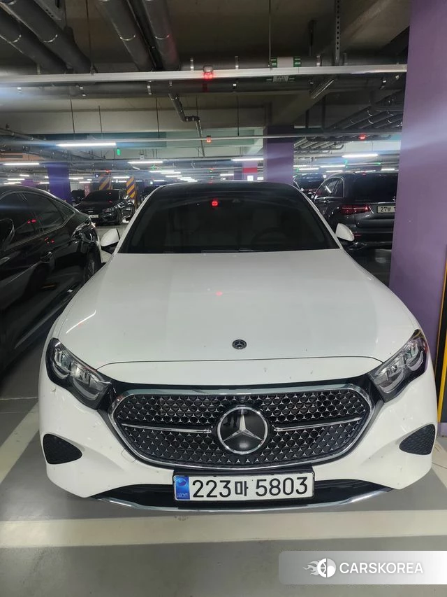 Mercedes-Benz E-Class W214 2024 Белый из Кореи