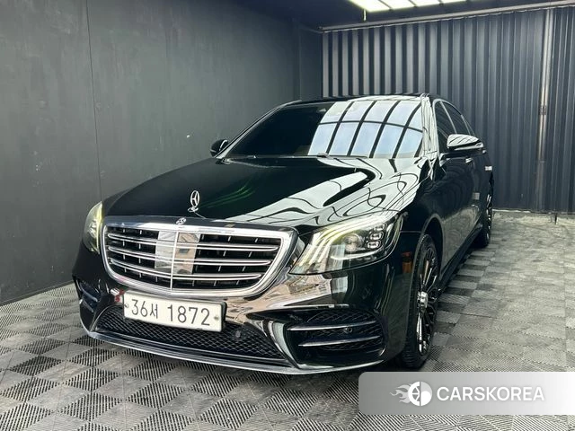Mercedes-Benz S-Class W222 2018 Черный из Кореи