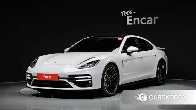 Porsche Panamera (971) 2022 Серебристо-серый из Кореи