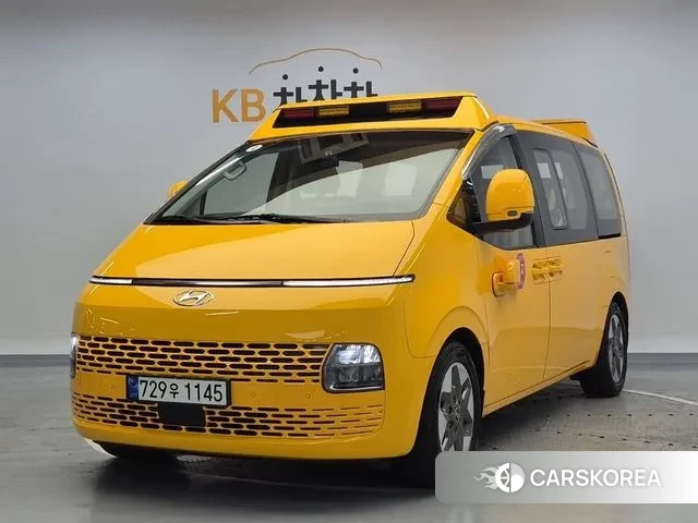 Hyundai Staria 2022 Желтый из Кореи