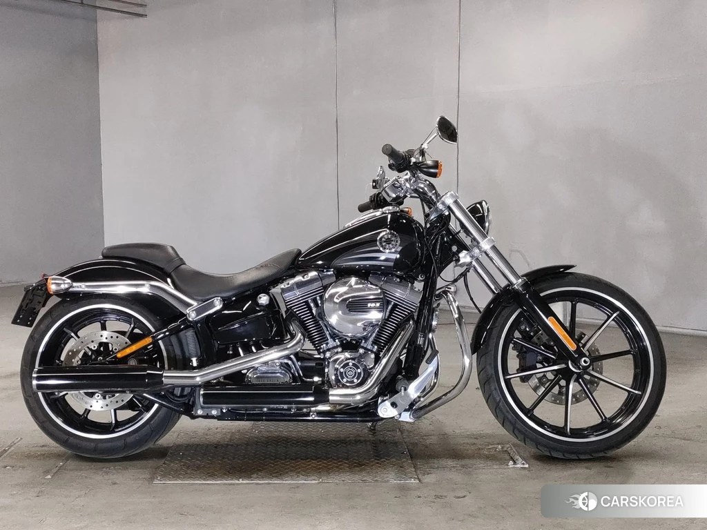 Проданный Harley-Davidson Softail Breakout FXSB1690 2016 из Японии