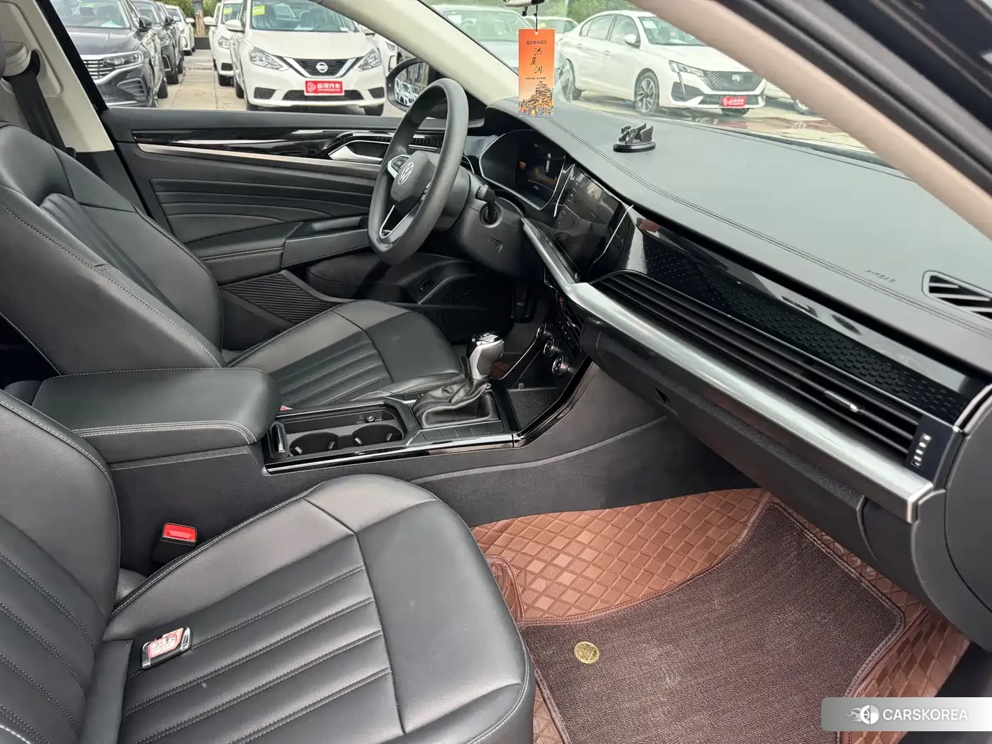 Volkswagen Passat 2026 Черный из Китая
