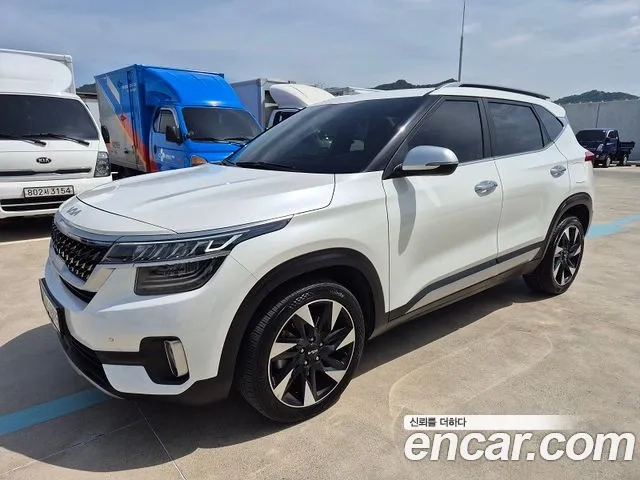 Kia Seltos 2021 Белый из Кореи