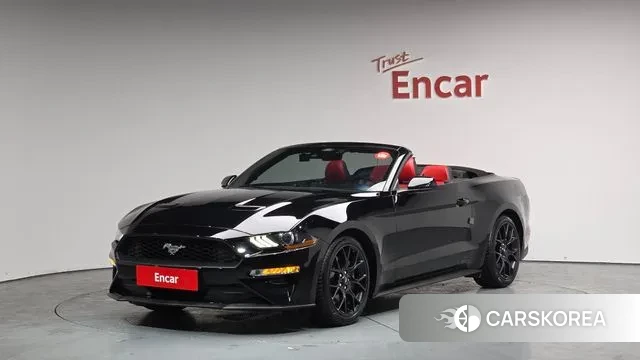 Ford Mustang 2022 Черный из Кореи