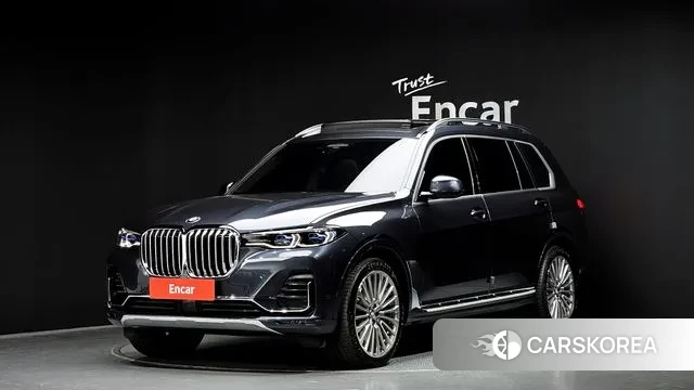 BMW X7 (G07) 2022 Цвет галактики из Кореи