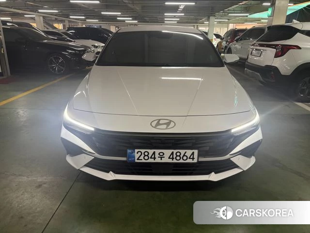 Hyundai The New Avante Hybrid (CN7) 2026 Белый из Кореи