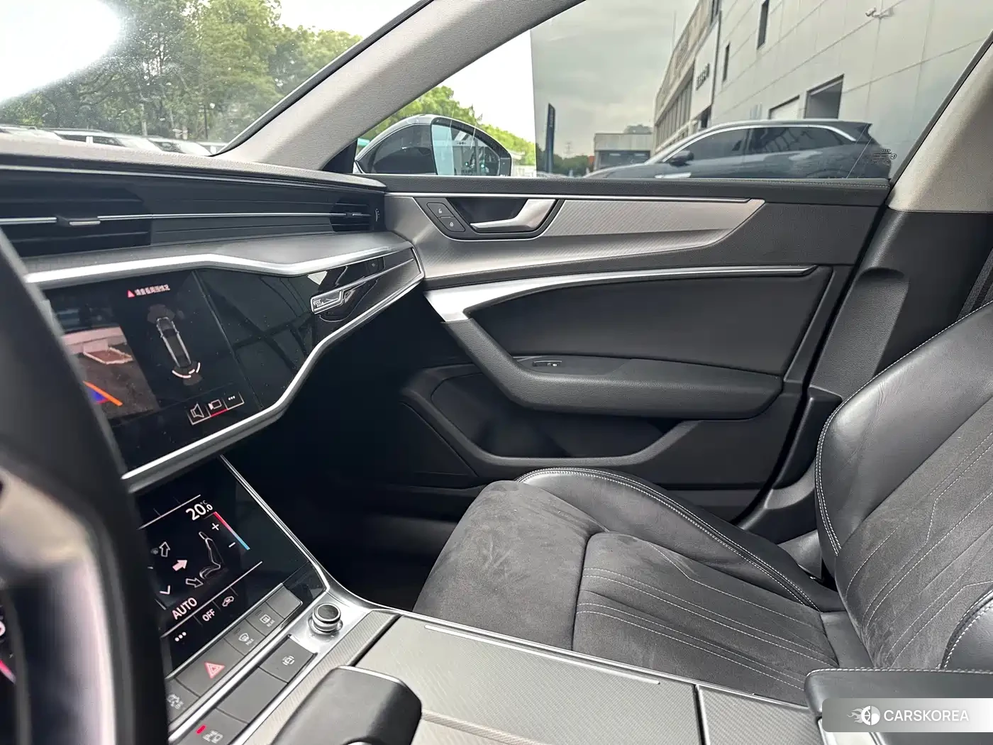 Audi A7L 2024 Черный из Китая