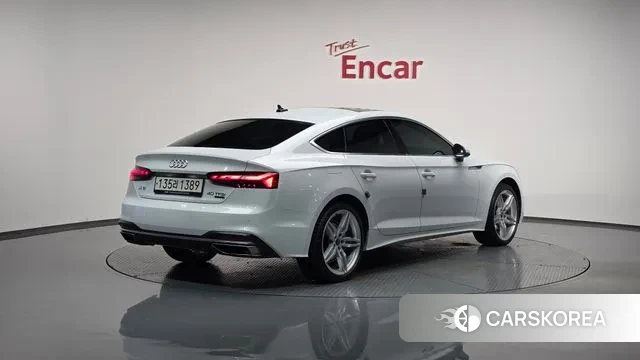 Audi A5 (F5) 2022 Белый из Кореи