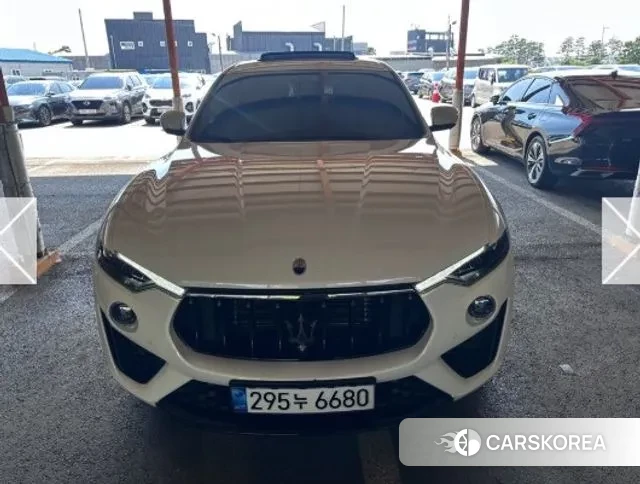 Maserati Levante 2021 Белый из Кореи