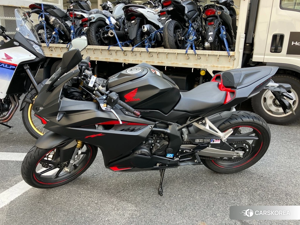 Проданный Honda CBR250RR 2017 из Японии, фото 2