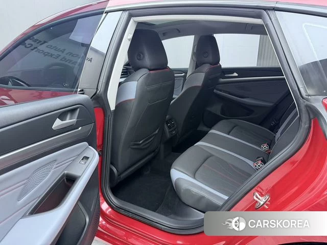 Volkswagen Lingdu 2022 Красный из Китая