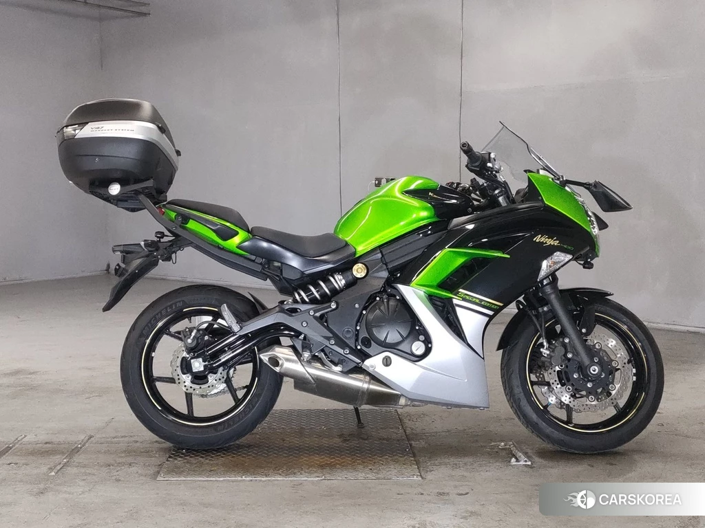 Проданный Kawasaki NINJA 400 2015 из Японии