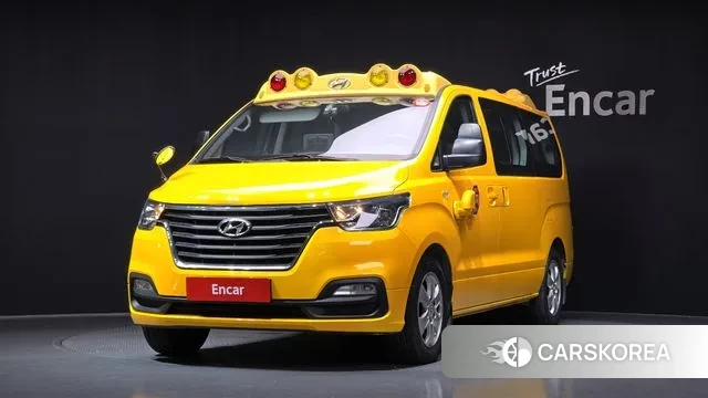 Hyundai The New Grand Starex 2018 Желтый из Кореи