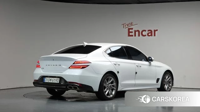 Genesis The New G70 2023 Белый из Кореи