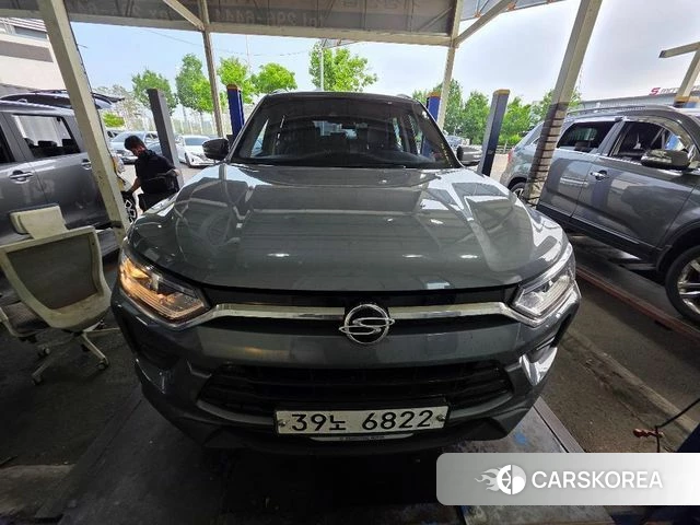 Ssangyong Beautiful Korando 2019 Серый из Кореи