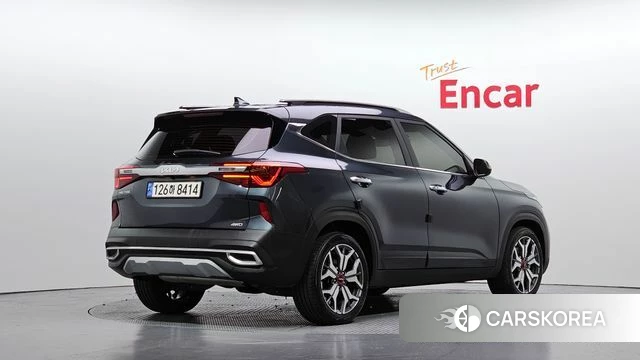 Kia Seltos 2022 Серый из Кореи