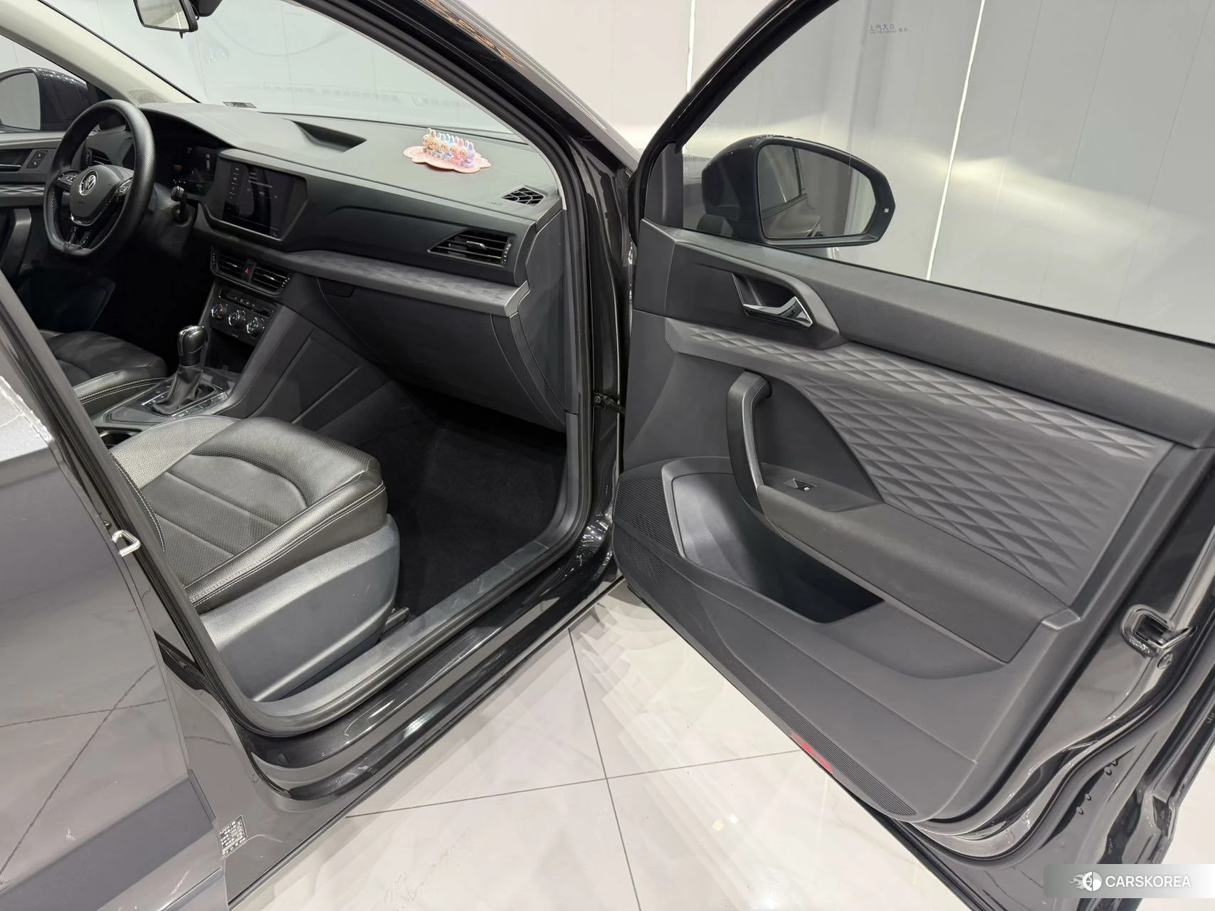 Volkswagen Tuyue 2022 Темно-серый из Китая