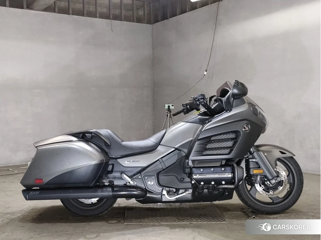 Проданный Honda GL1800 F6B 2015 из Японии, фото 2