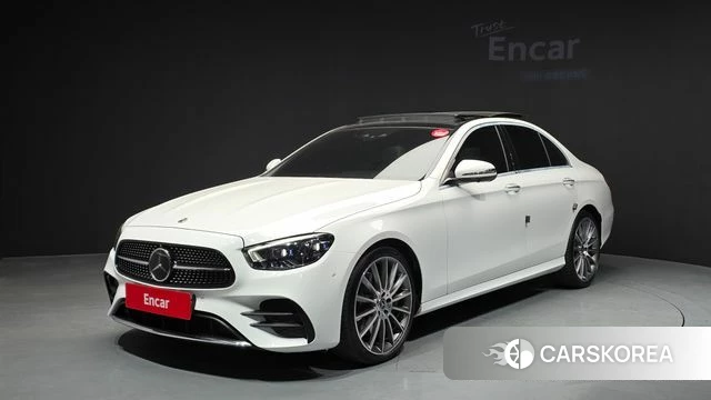 Mercedes-Benz E-Class W213 2022 Белый из Кореи