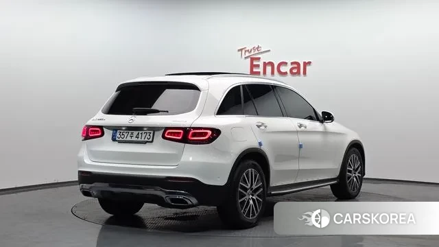 Mercedes-Benz GLC-Class X253 2021 Белый из Кореи
