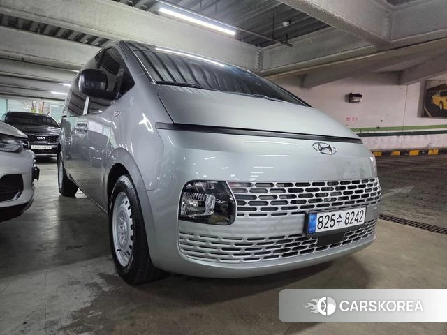 Hyundai Staria 2022 Серый из Кореи