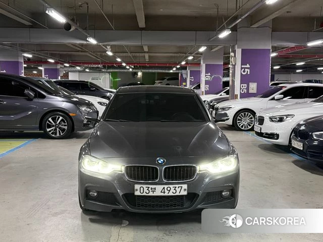 BMW 3 Series (F30) 2018 Серый из Кореи