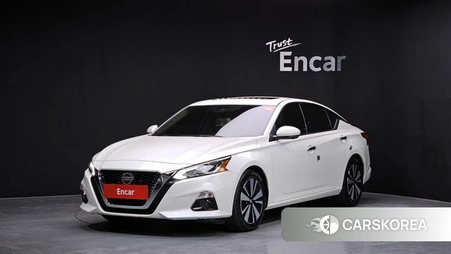Nissan Altima (L34) 2019 Белый из Кореи