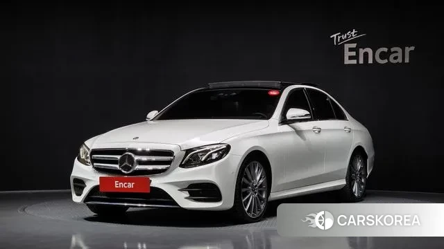 Mercedes-Benz E-Class W213 2019 Белый из Кореи