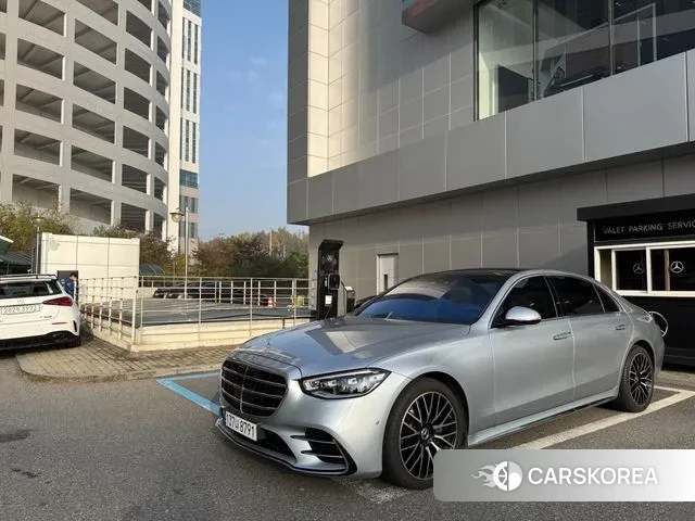 Mercedes-Benz S-Class W223 2023 Серебряный из Кореи