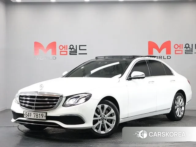 Mercedes-Benz E-Class W213 2019 Белый из Кореи