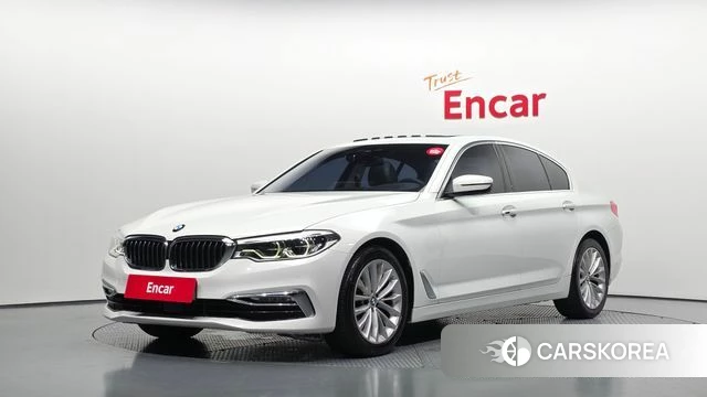 BMW 5 Series (G30) 2018 Белый из Кореи
