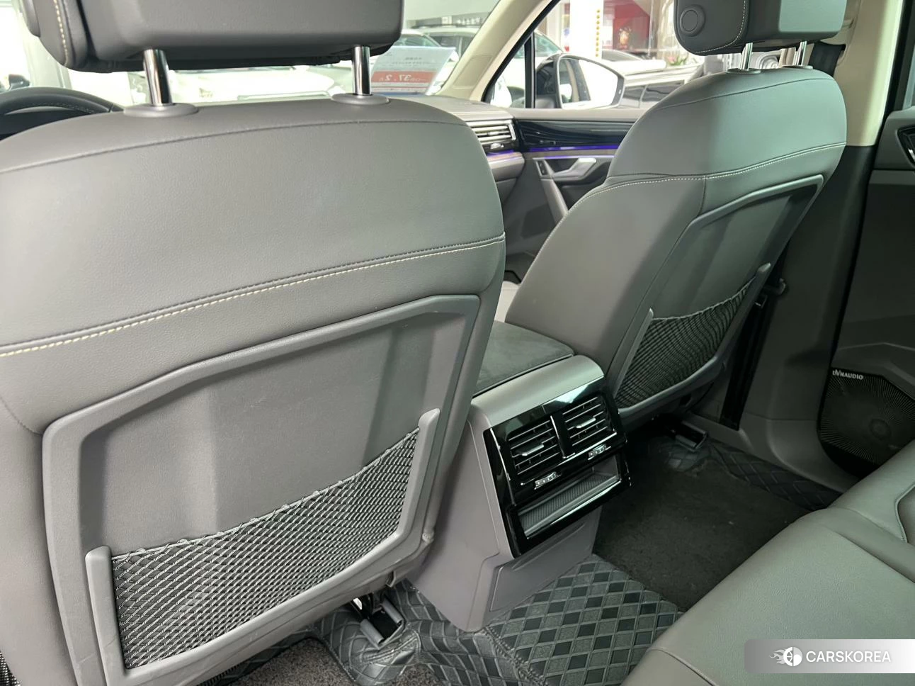 Volkswagen Touareg 2023 Синий из Китая