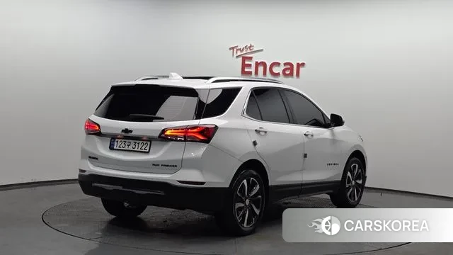 Chevrolet (GM Daewoo) The New Equinox 2022 Белый из Кореи