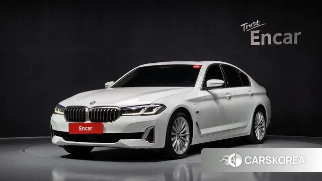 BMW 5 Series (G30) 2022 Белый из Кореи