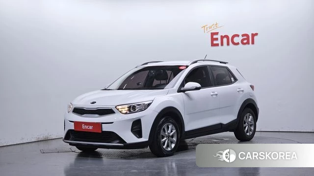 Kia Stonic 2018 Белый из Кореи