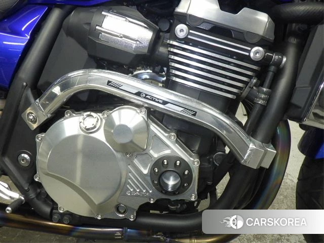Engine photo