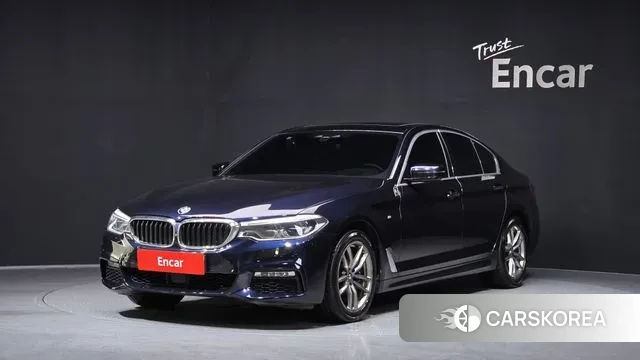 BMW 5 Series (G30) 2018 Черный из Кореи
