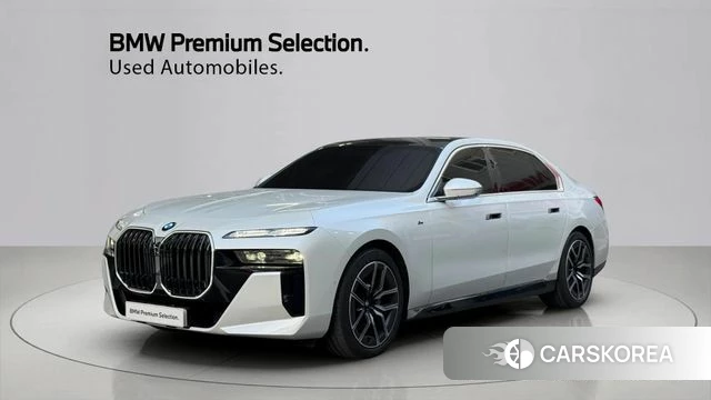 BMW 7 Series (G70) 2024 Белый из Кореи