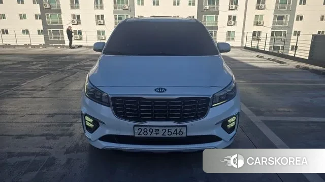 Kia The New Carnival 2018 Белый из Кореи