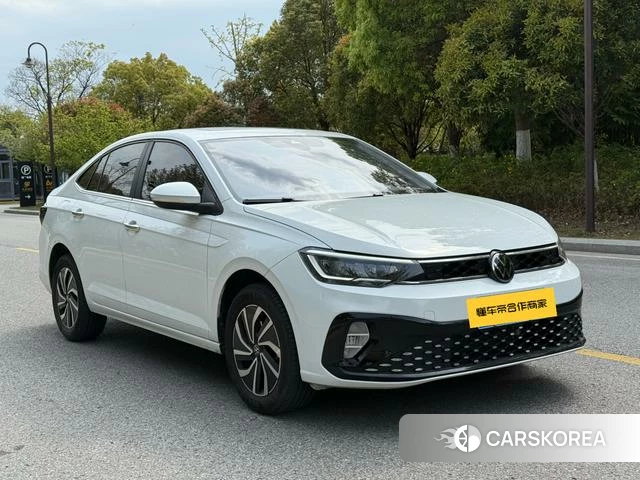 Volkswagen Lavida 2024 Белый из Китая