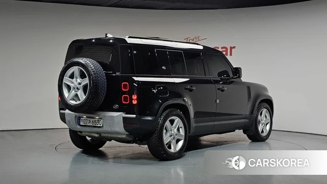 Land Rover Defender (L663) 2023 Черный из Кореи