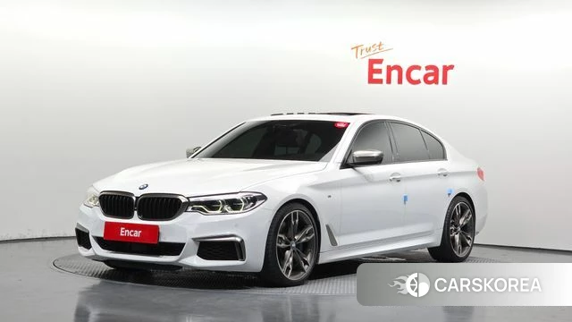 BMW 5 Series (G30) 2018 Белый из Кореи