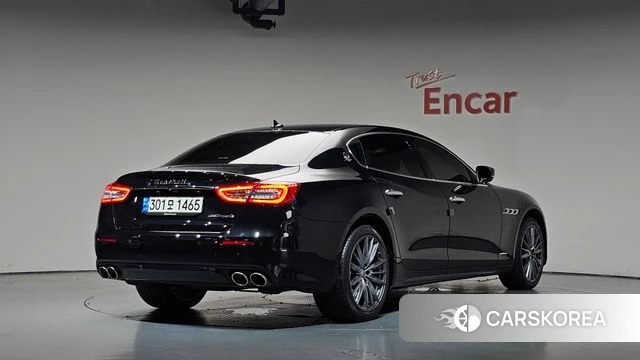 Maserati Quattroporte 2020 Черный из Кореи