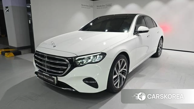 Mercedes-Benz E-Class W214 2025 Белый из Кореи