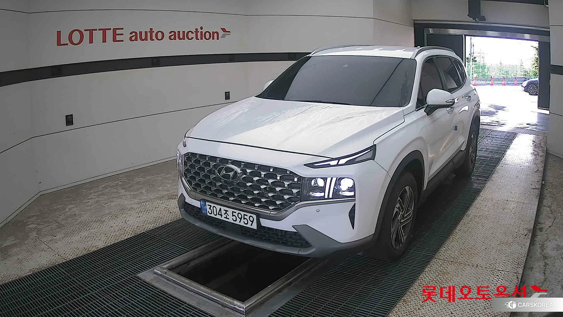 Hyundai Santa Fe 2021 Белый из Кореи